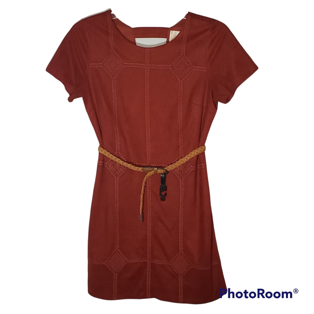Skys are Blue ladies burgundy medium pullover dress.